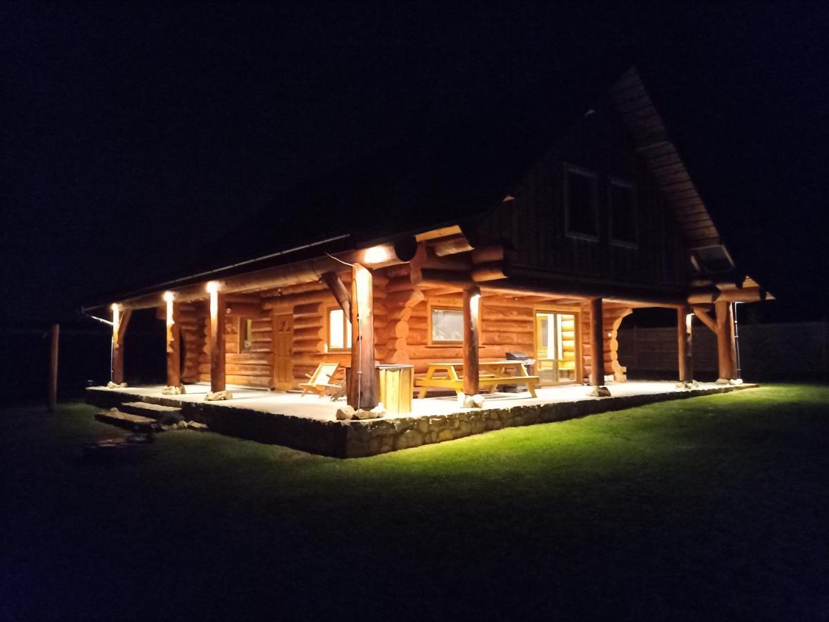 Вилла Wellness Srub U Holubu Malsice Экстерьер фото